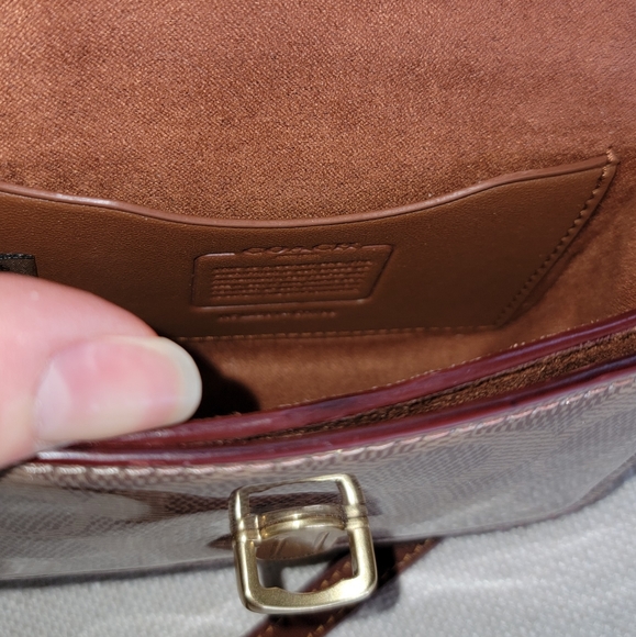 Coach Studio 12 Signature Canvas - Picture 11 of 14